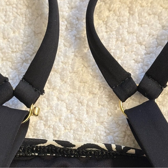 Sunsets Bikini Top with Underwire. Very supportive.  Black white 32D - Picture 3 of 6